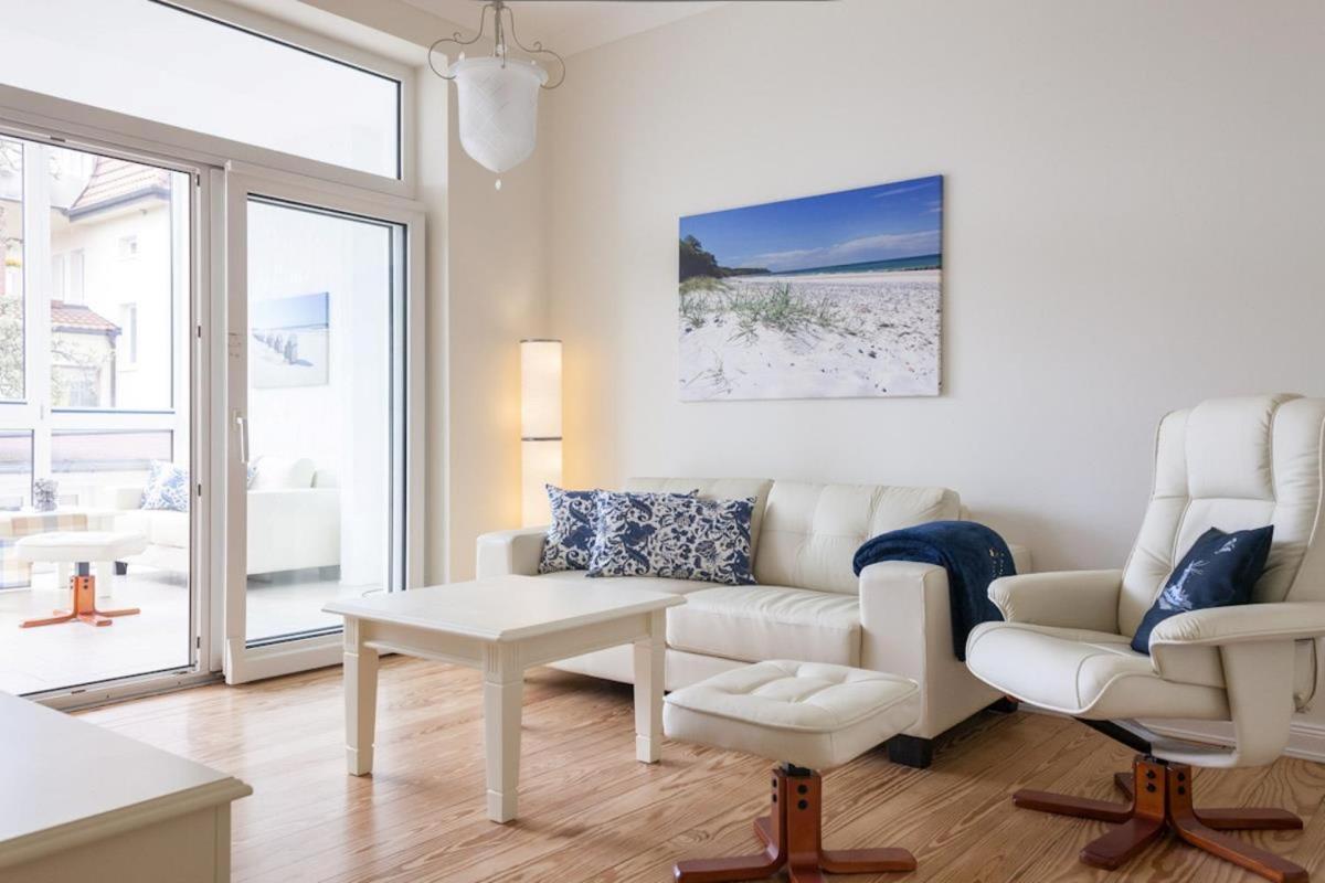 Appartement & Ferienwohnungen Thiess Росток Екстериор снимка
