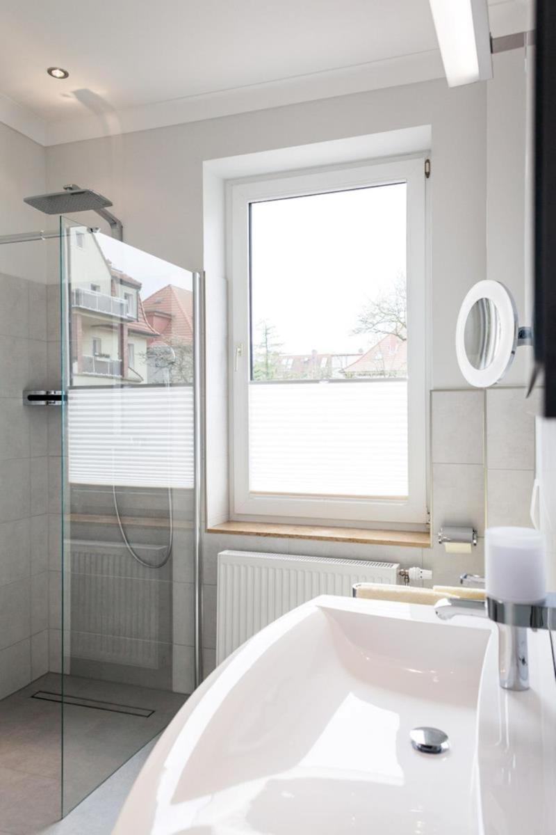 Appartement & Ferienwohnungen Thiess Росток Екстериор снимка
